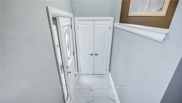 Additional image 3 of Main Floor-133 Labrador Drive, Oshawa, ON, L1H 7E4