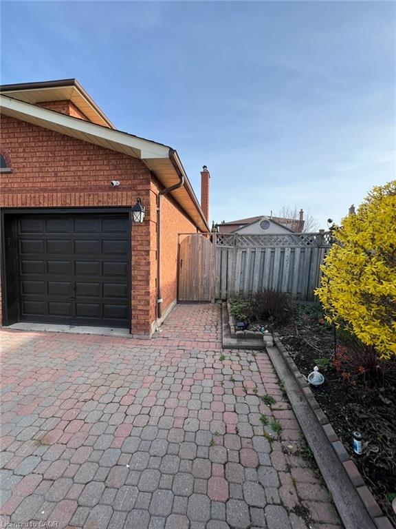 Additional image 2 of Basement-15 Ivory Court, Vaughan, ON, L4L 4G2