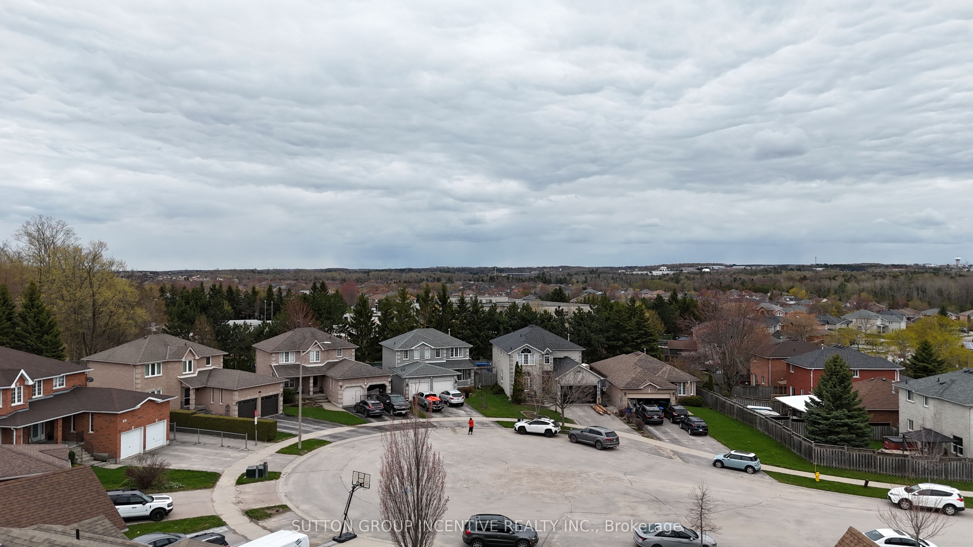 Additional image 4 of 49 Shaina Court, Barrie, ON, L4N 9S7