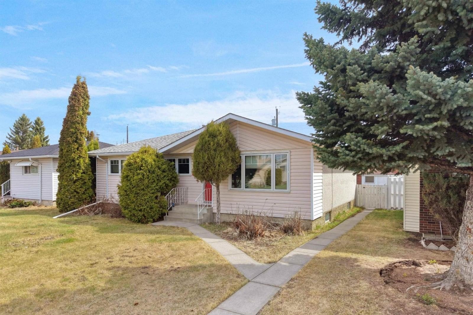 Additional image 7 of 8703 73 Street NW, Edmonton, AB, T6B1Z9