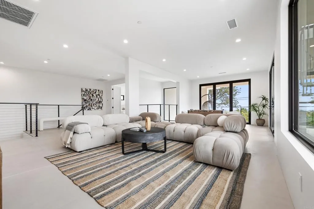Additional image 24 of 3794 Highland Drive, Carlsbad, CA 92008