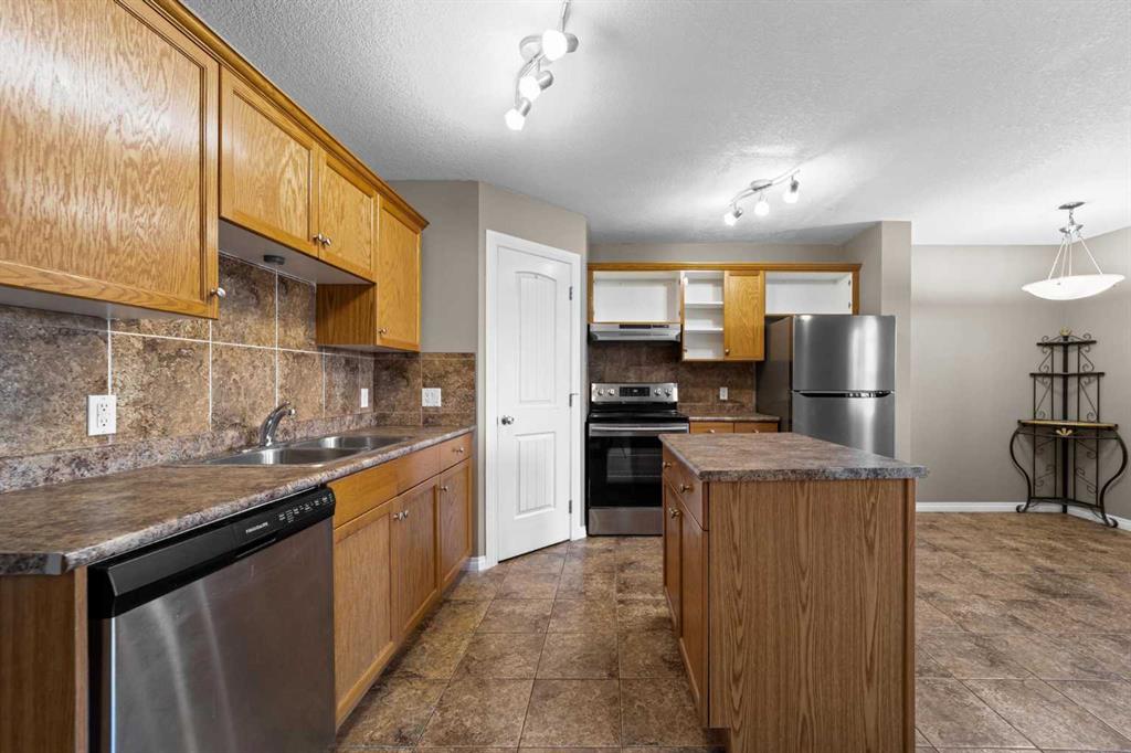 Additional image 6 of 29-6802 50 Avenue, Camrose, AB, T4V 5E7