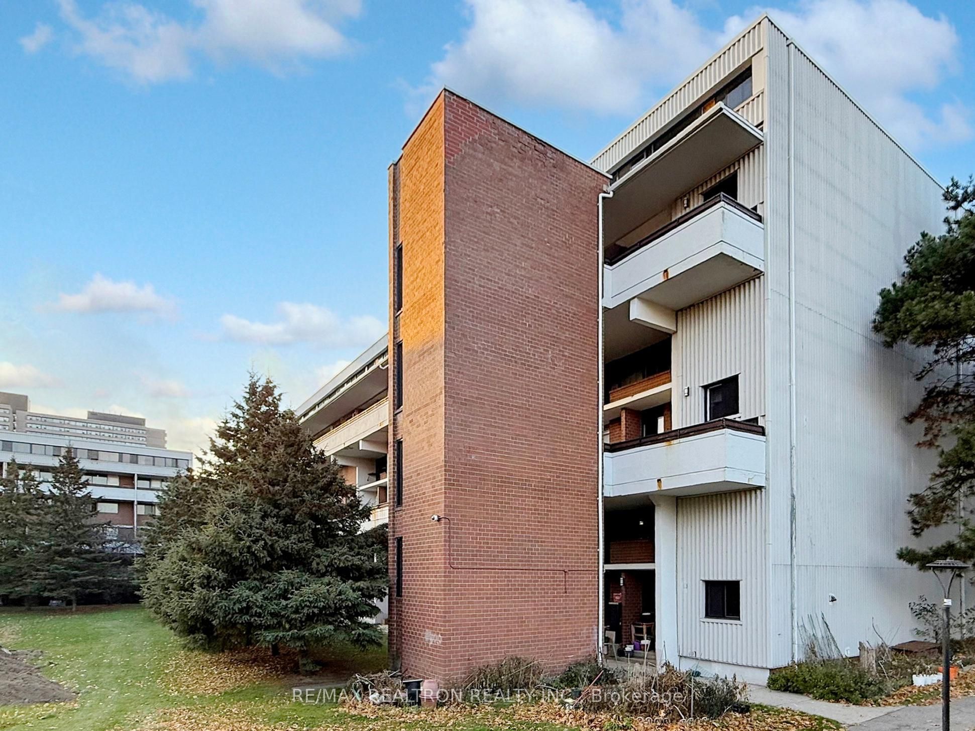 Additional image 2 of 312-150 Leeward Glenway, Toronto, ON, M3C 2Y9