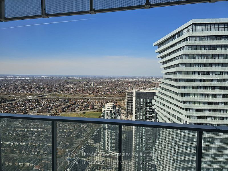 5711-3883 Quartz Road, Mississauga, ON, L5B 4M6