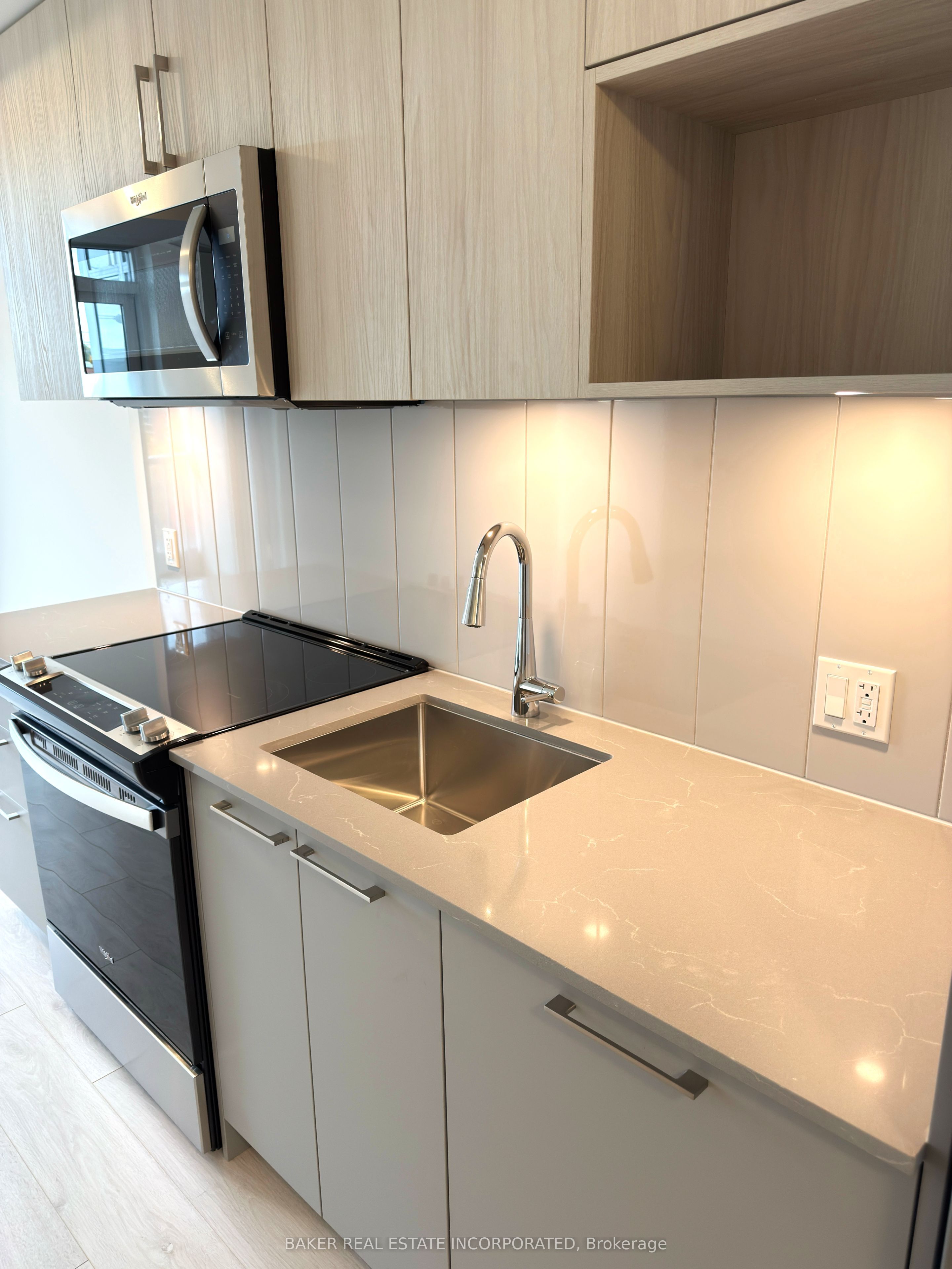 Additional image 4 of 310-500 Plains Road E, Burlington, ON, L7T 0C8