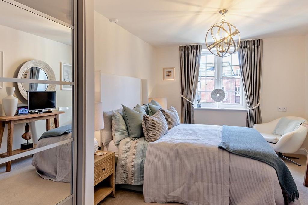 Additional image 8 of 1 bed flat for saleNew Dover Road, Canterbury, Kent CT1