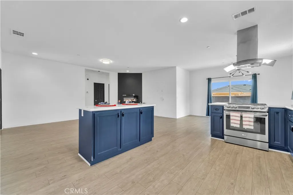 Additional image 35 of 21324 79th St, California City, CA 93505