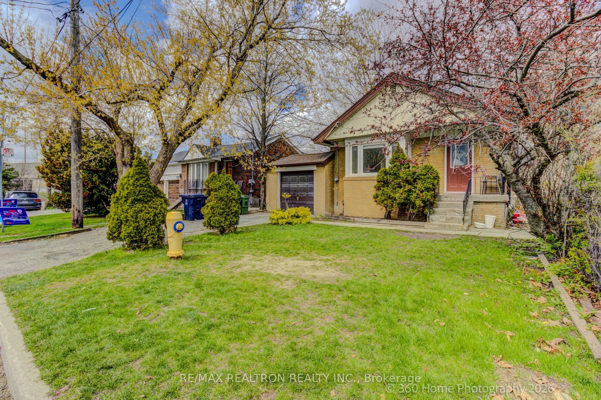 Additional image 2 of 122 Mcgillivray Avenue, Toronto, ON, M5M 2Y6