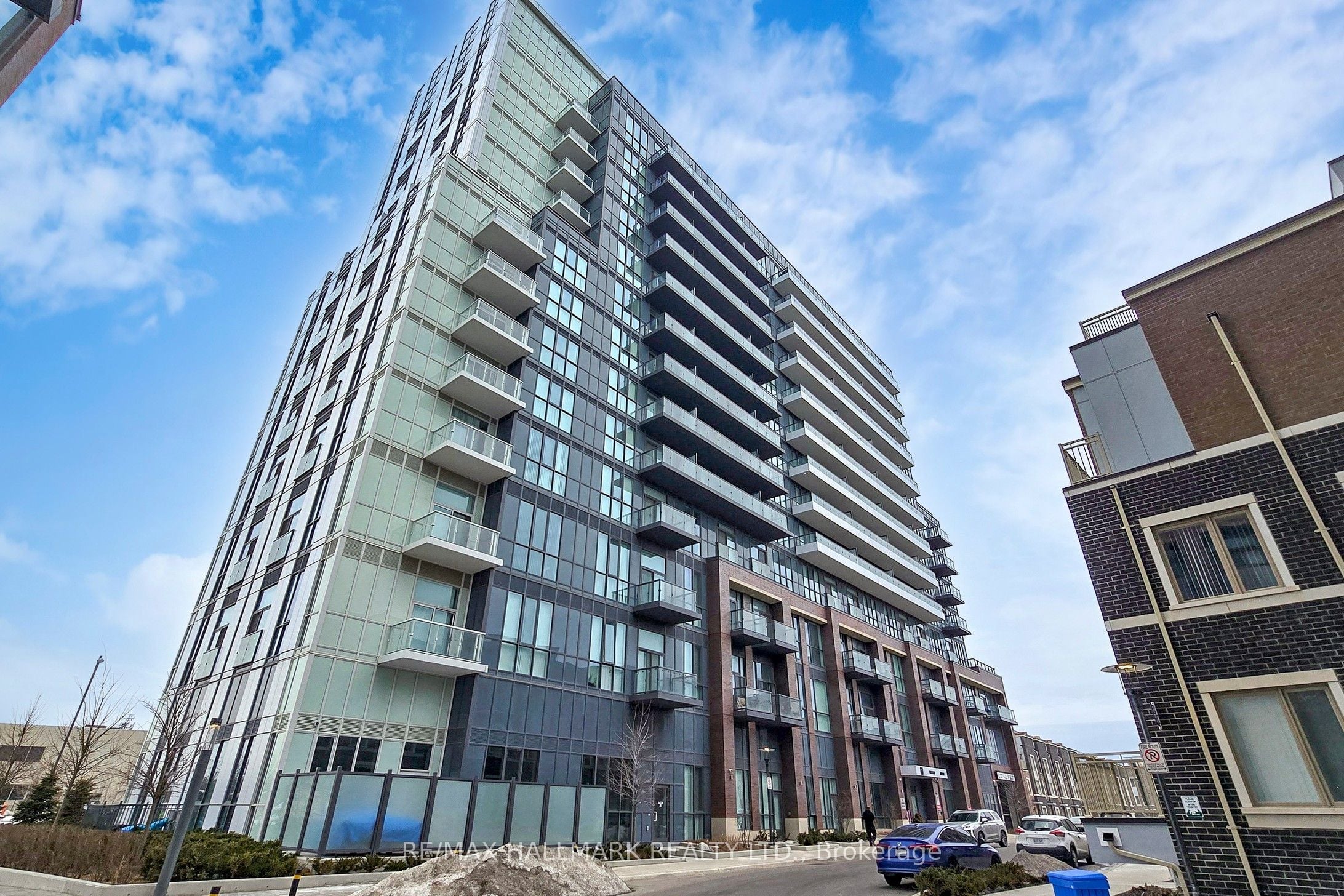 Additional image 2 of 820-60 Honeycrisp Crescent, Vaughan, ON, L4K 0N5