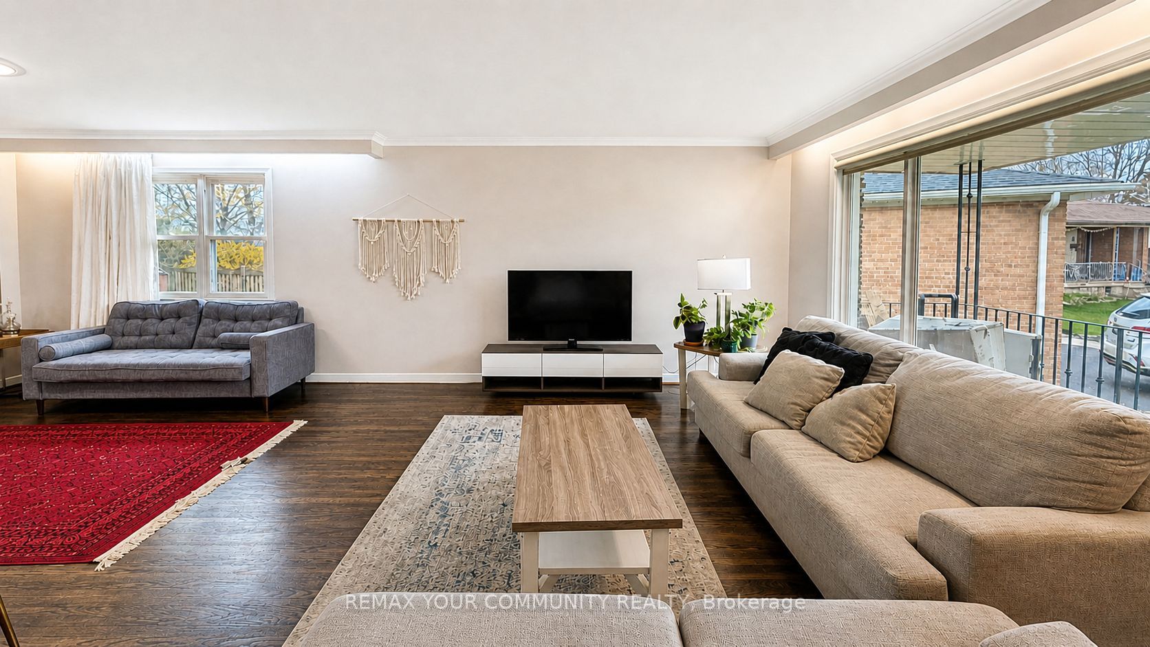 Additional image 4 of Main-7 Digby Court, Toronto, ON, M2R 2X5