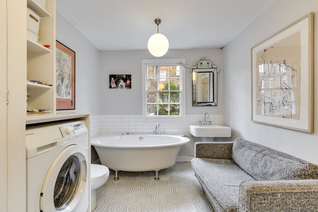 Additional image 17 of 6 bed terraced house for saleAlbert Street, Camden, London NW1