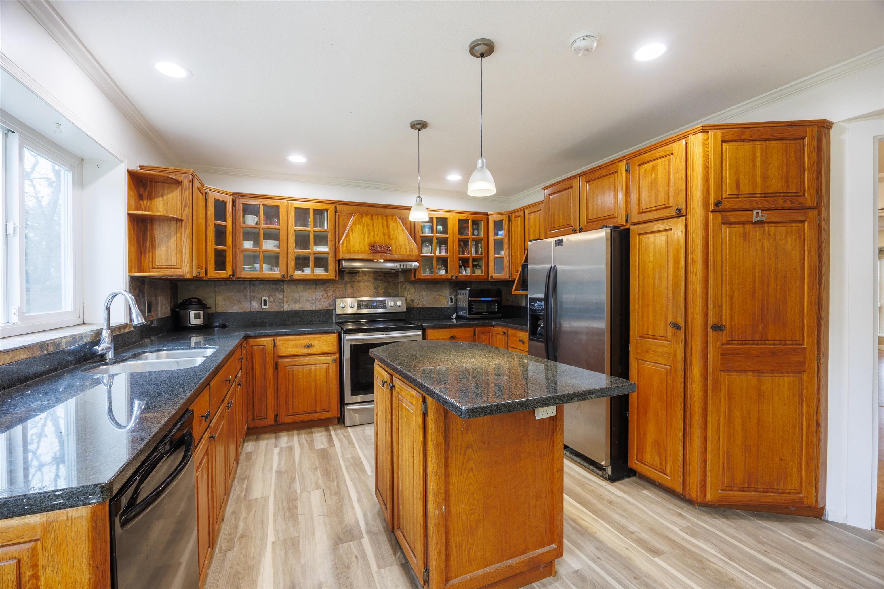 Additional image 6 of 10333 167 Street, Surrey, BC, V4N 1Z2