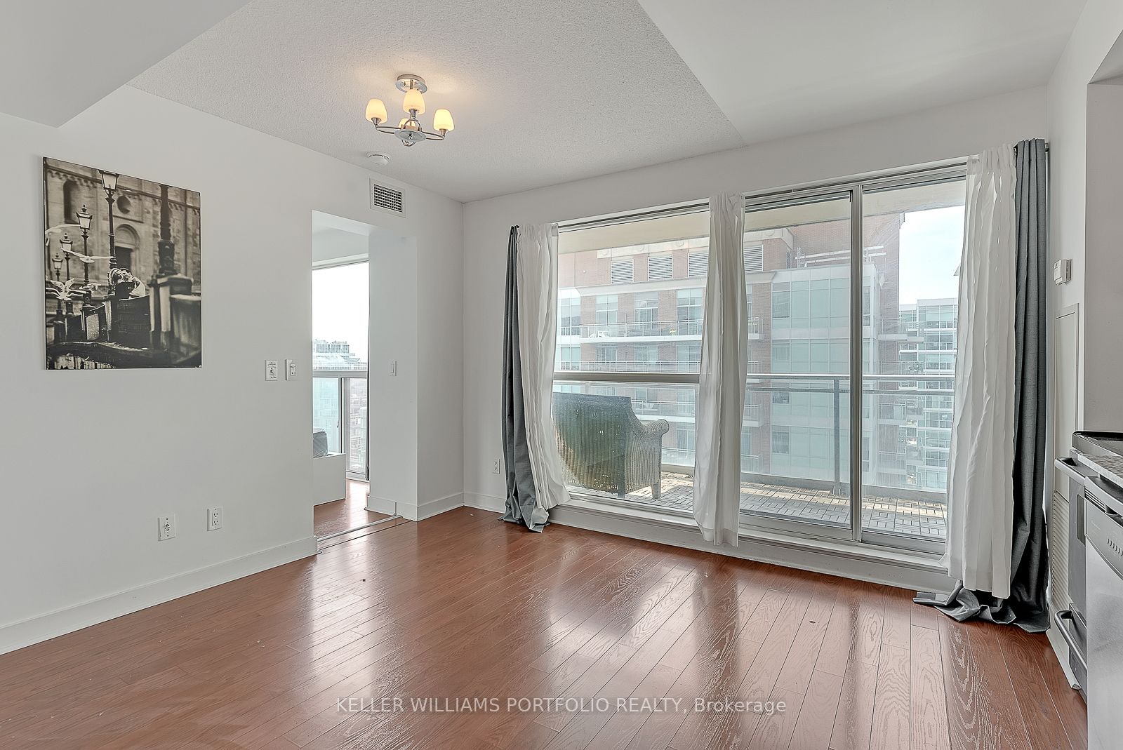 Additional image 4 of 2301-80 Western Battery Road, Toronto, ON, M6K 3S1