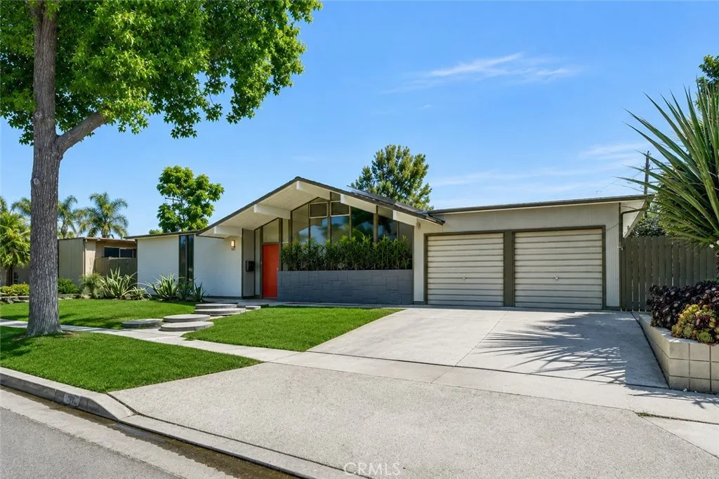 Additional image 2 of 610 E Briardale Ave, Orange, CA 92865