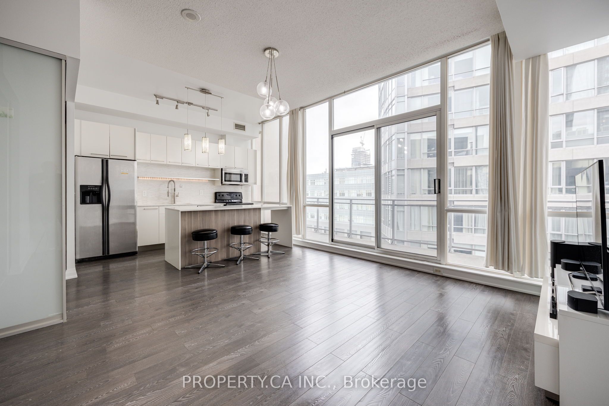 Ph2104-220 Victoria Street, Toronto, ON, M5B 2R6