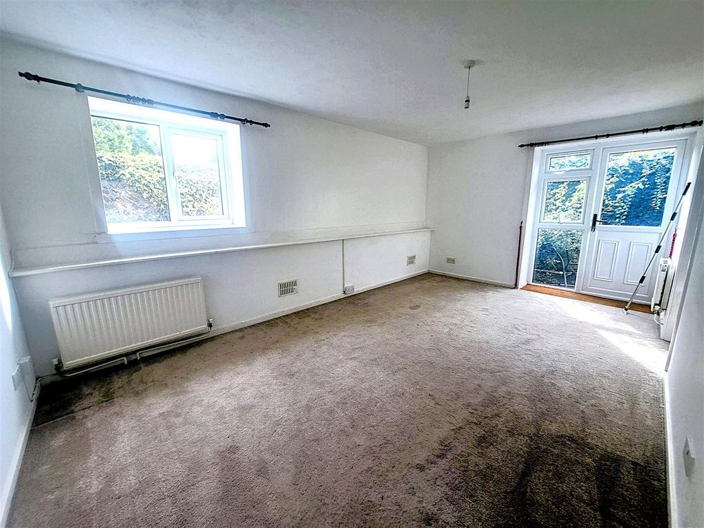 Additional image 4 of 1 bed flat for saleDe Montfort Road, Lewes BN7