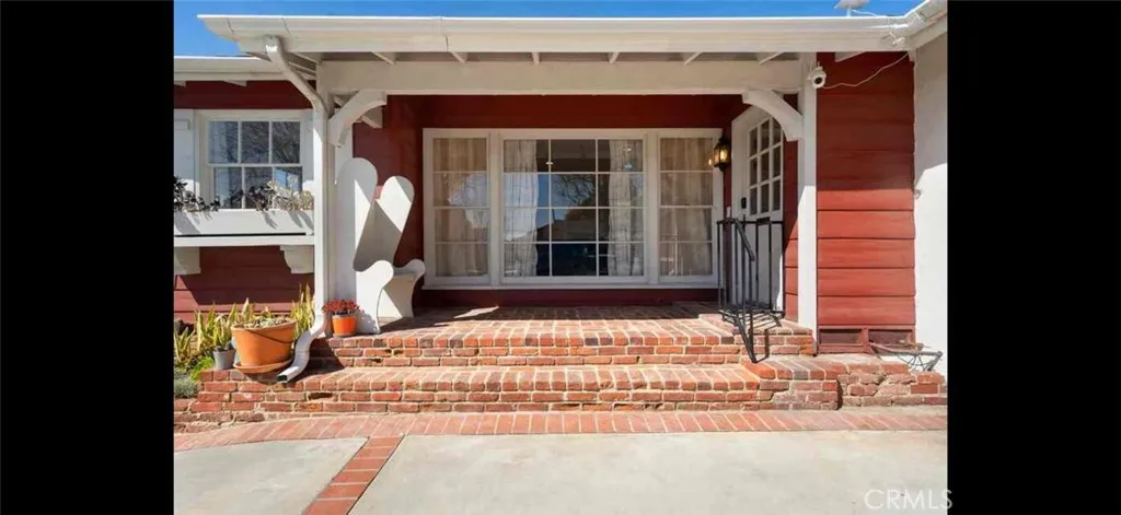 7419 W 91st St, Playa Del Rey, CA 90045