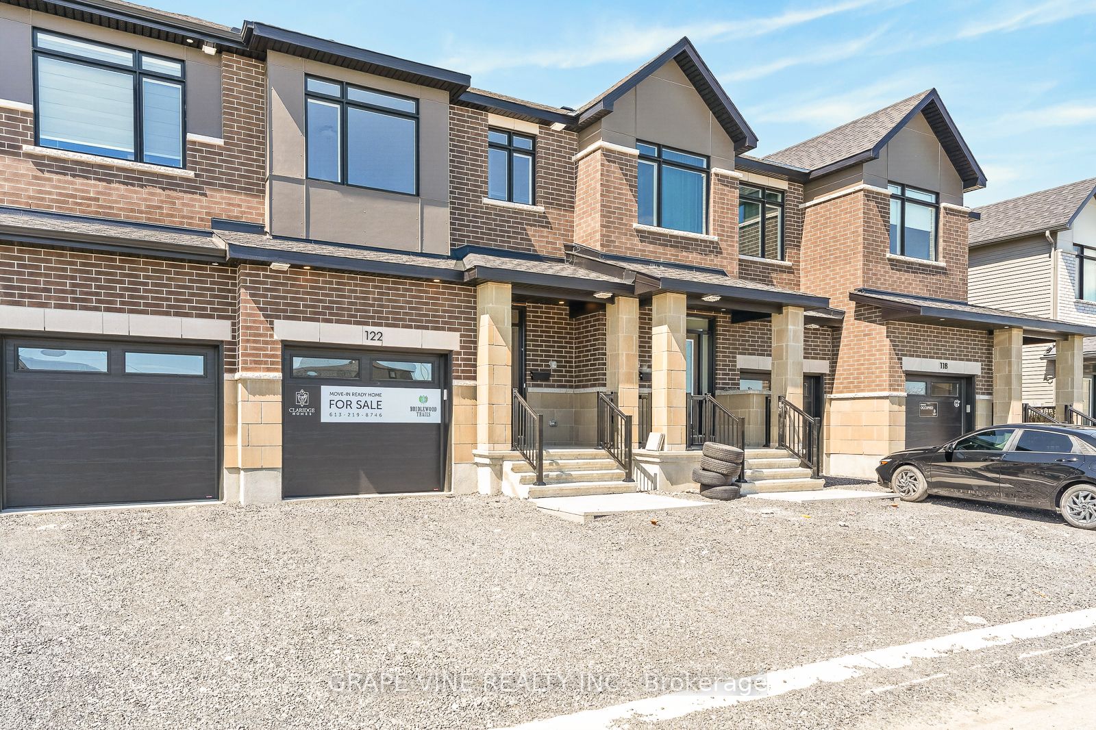 Additional image 2 of 122 San Felice Circle, Ottawa, ON, K2S 2S7