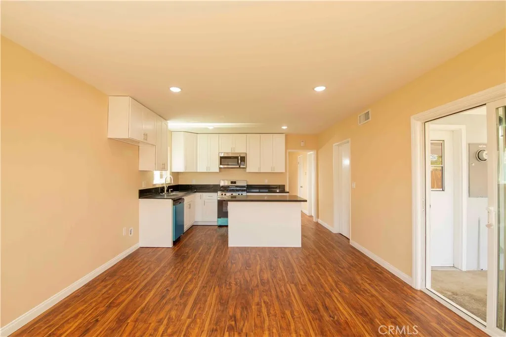 Additional image 123 of 7630 Minstrel Ave, Canoga Park, CA 91304