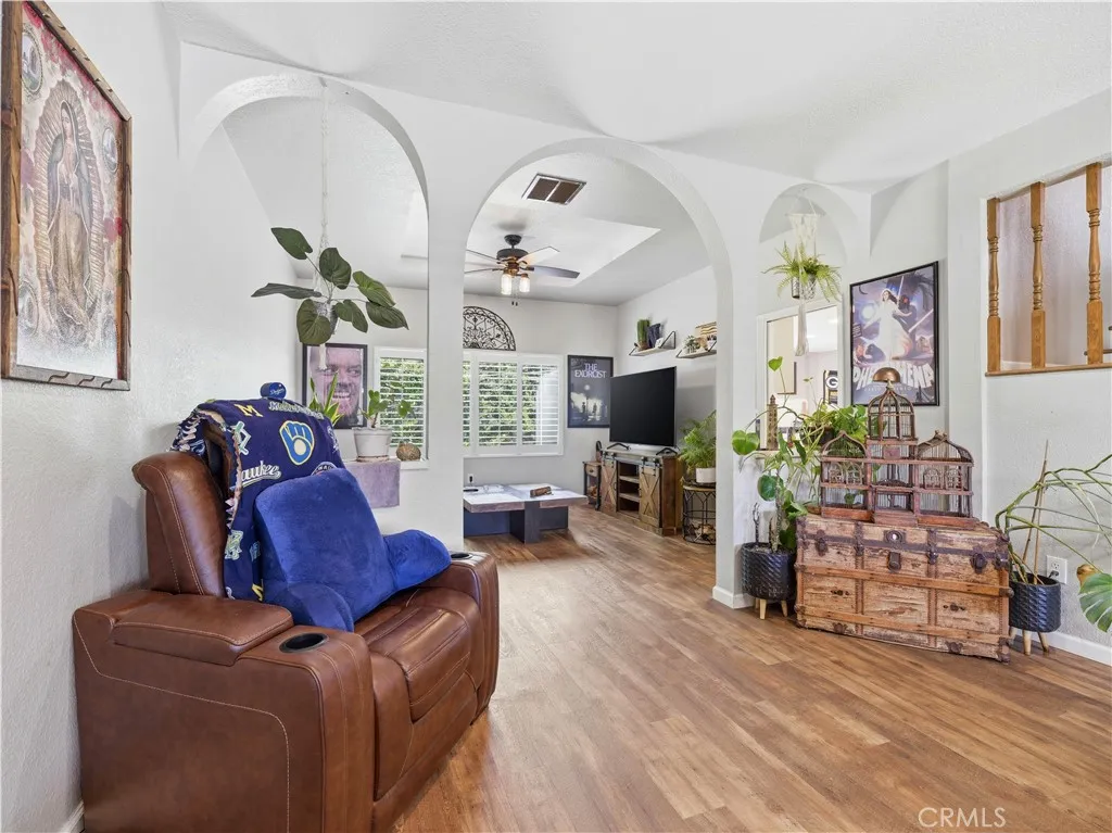 Additional image 56 of 22319 Lull Street, Canoga Park, CA 91304