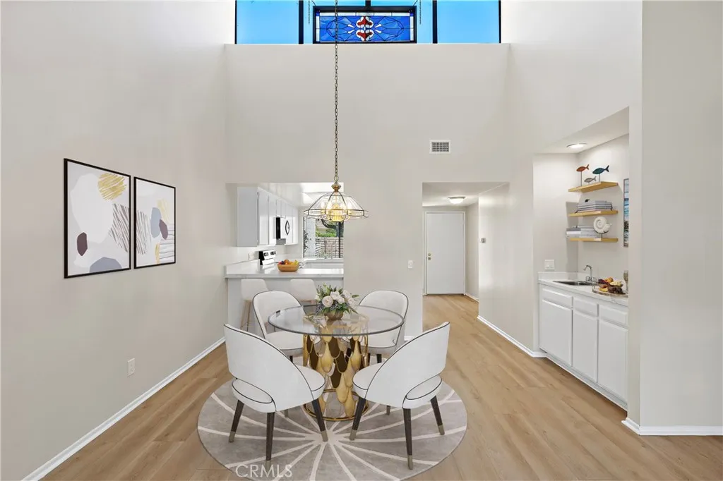 17284 Citron, Irvine, CA 92612 photo 4