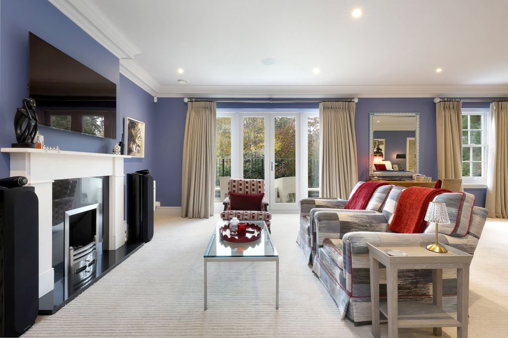 Additional image 15 of 7 bed property for saleBagshot Road, Ascot, Surrey SL5
