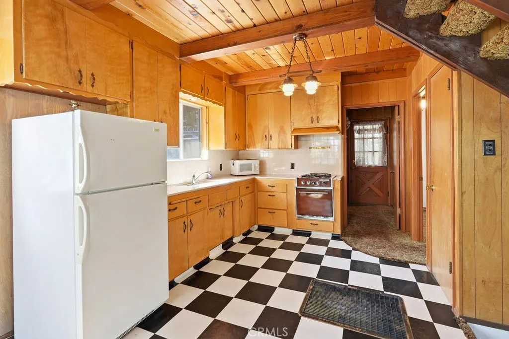Additional image 12 of 26408 Lake Forest Drive, Twin Peaks, CA 92391