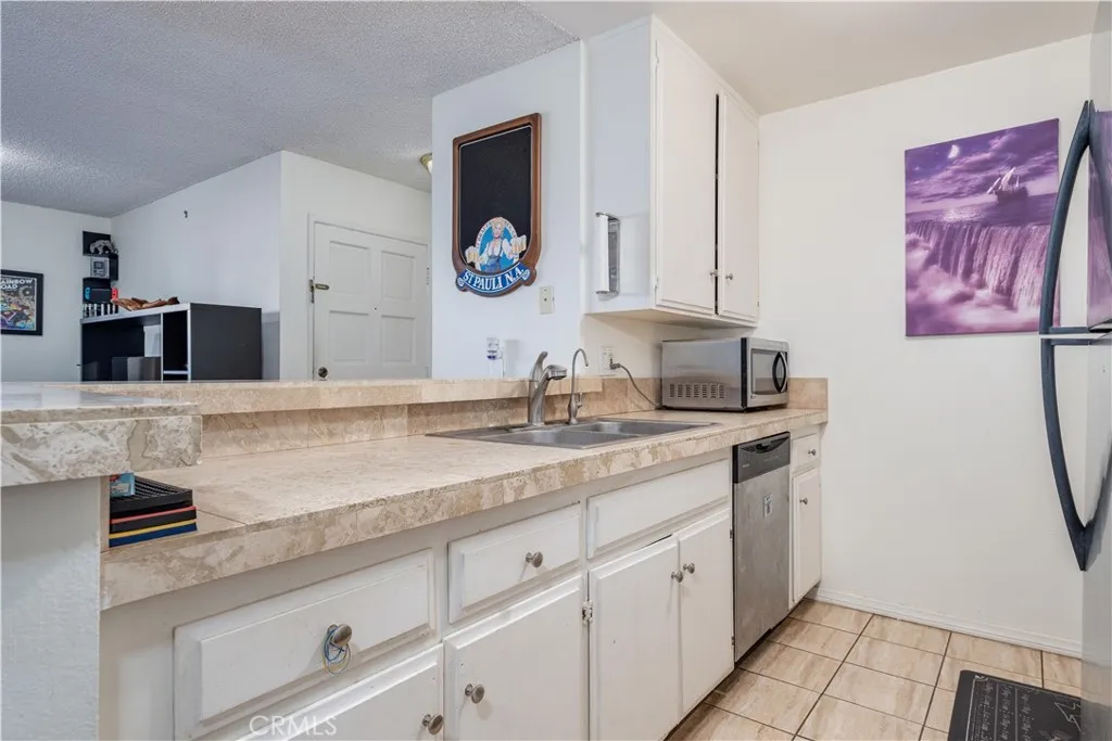 Additional image 52 of 2511 W Sunflower Ave Unit L3, Santa Ana, CA 92704