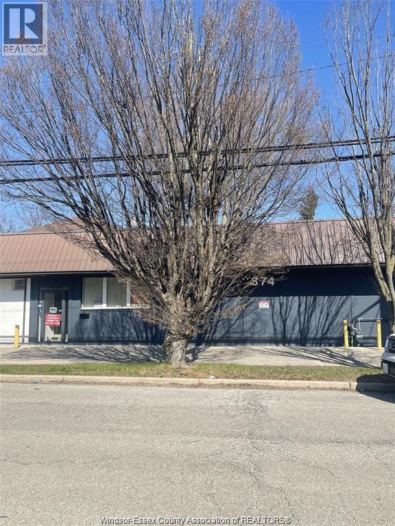 374 Shepherd Street West, Windsor, ON, N8X1C3