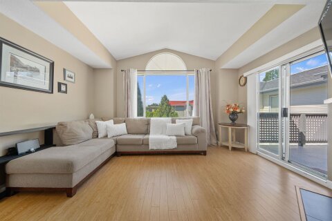Additional image 8 of 302-19121 Ford Road, Pitt Meadows, BC, V3Y 2N2