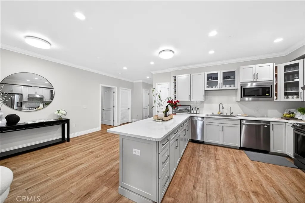 Additional image 49 of 944 S Serrano Avenue Unit 306, Los Angeles, CA 90006