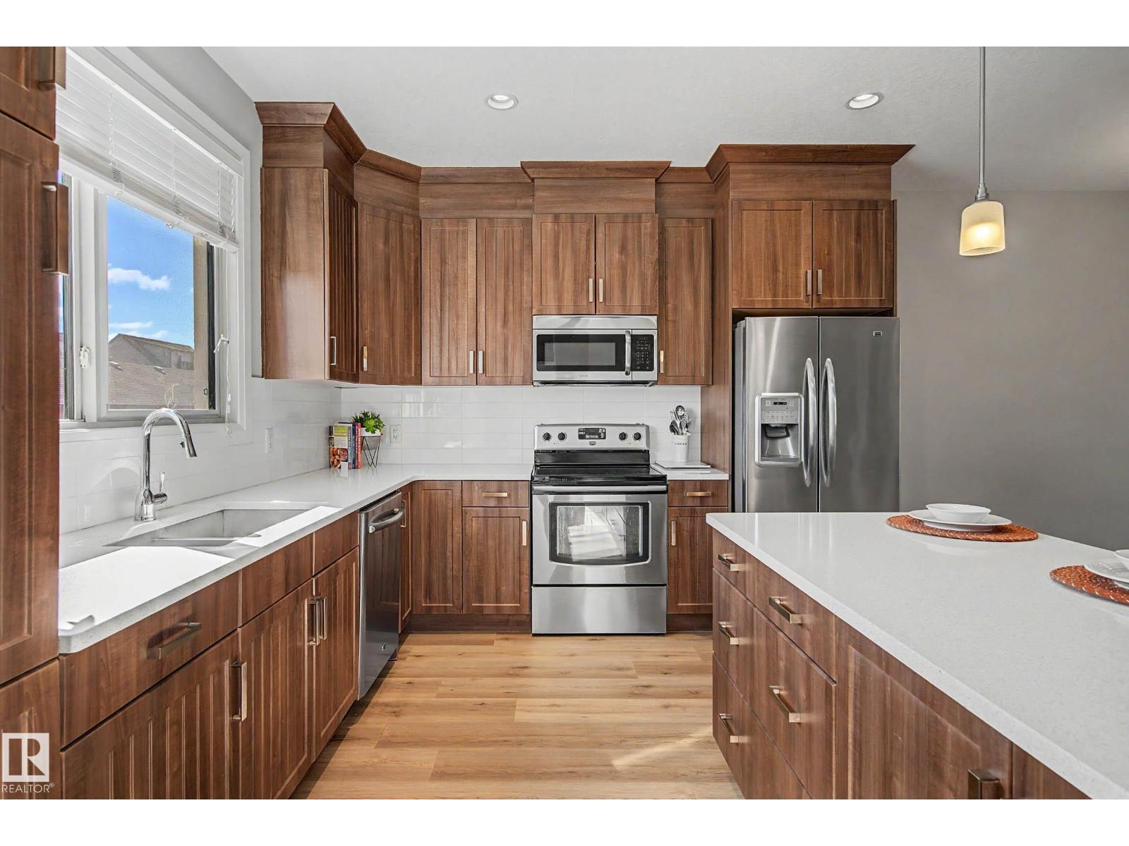 82 Gilmore Way, Spruce Grove, AB, T7X0M5