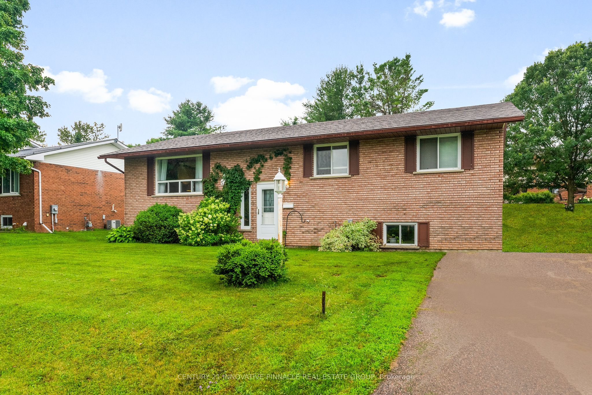 594 Herbert Street E, Pembroke, ON, K8A 8E9