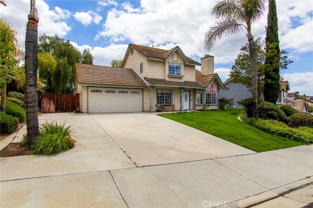 41899 Humber Dr, Temecula, CA 92591 photo 2