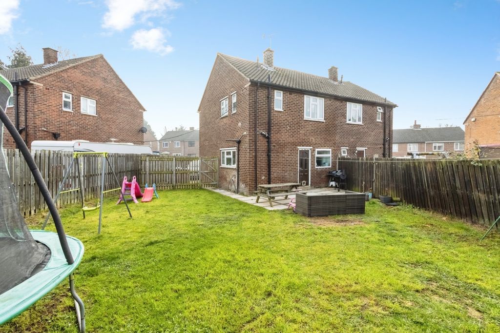 2 bed semi-detached house for saleKettlethorpe Road, Wakefield, West Yorkshire WF2