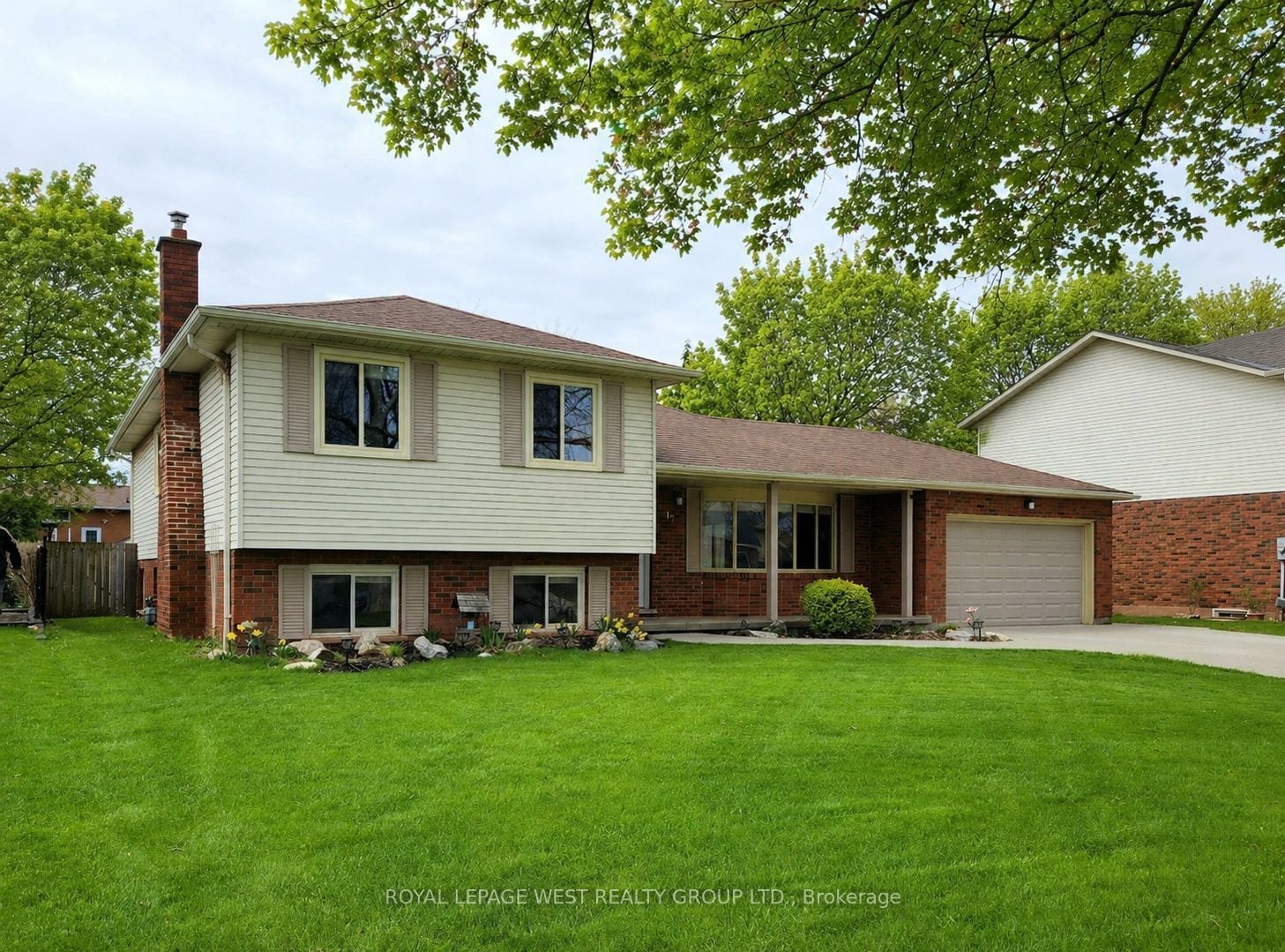 12 Banburry Crescent, Grimsby, ON, L3M 4N8