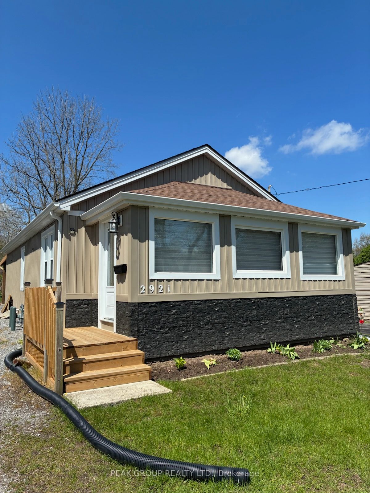 2921 Portage Road, Niagara Falls, ON, L2J 2J6