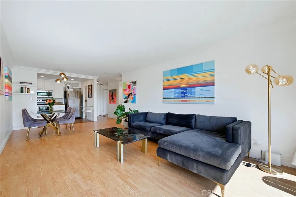 Additional image 5 of 300 Cagney Ln Unit 206, Newport Beach, CA 92663