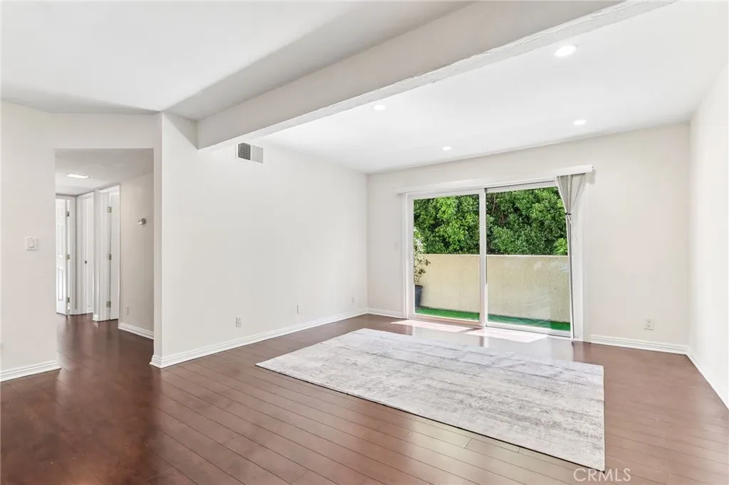 Additional image 19 of 10636 Woodley Ave Unit 43, Granada Hills, CA 91344