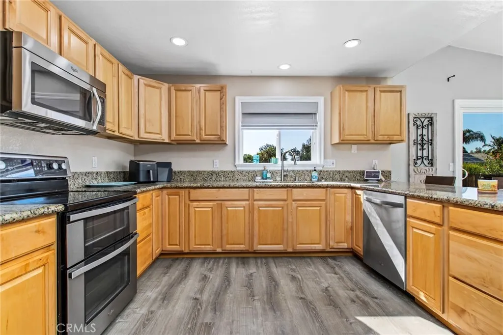 Additional image 48 of 30265 Buck Tail Drive, Canyon Lake, CA 92587