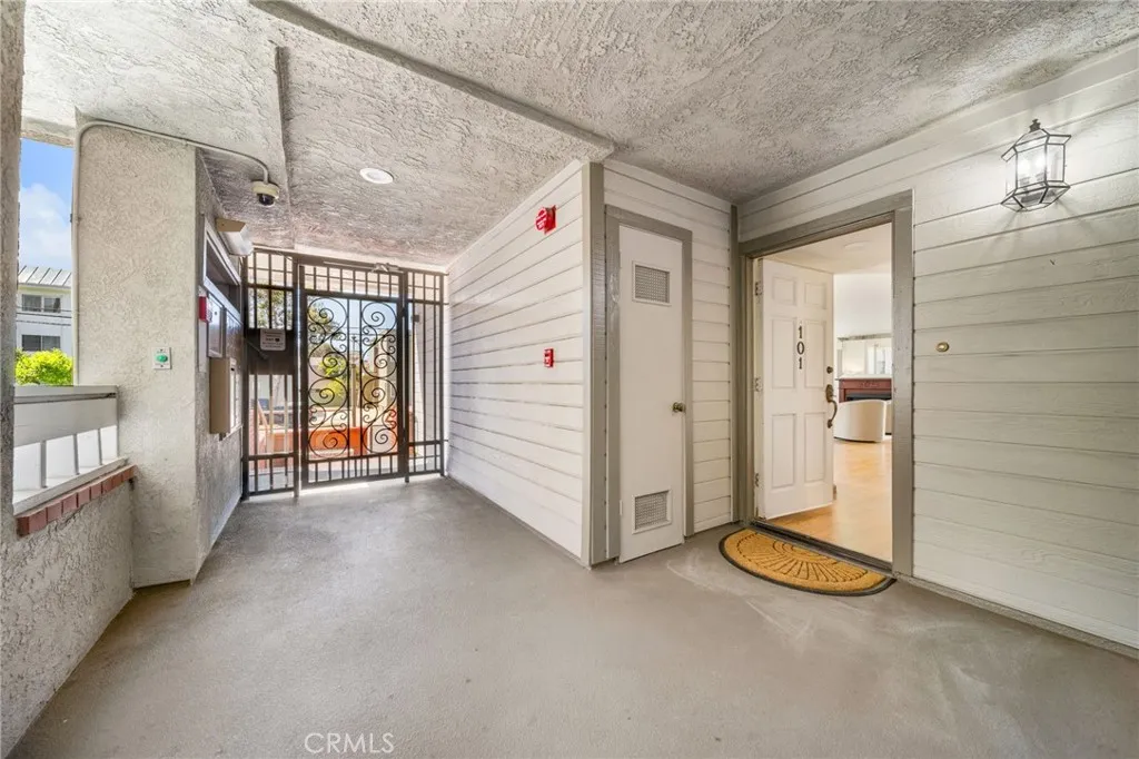 Additional image 22 of 961 E California Boulevard Unit 101, Pasadena, CA 91106