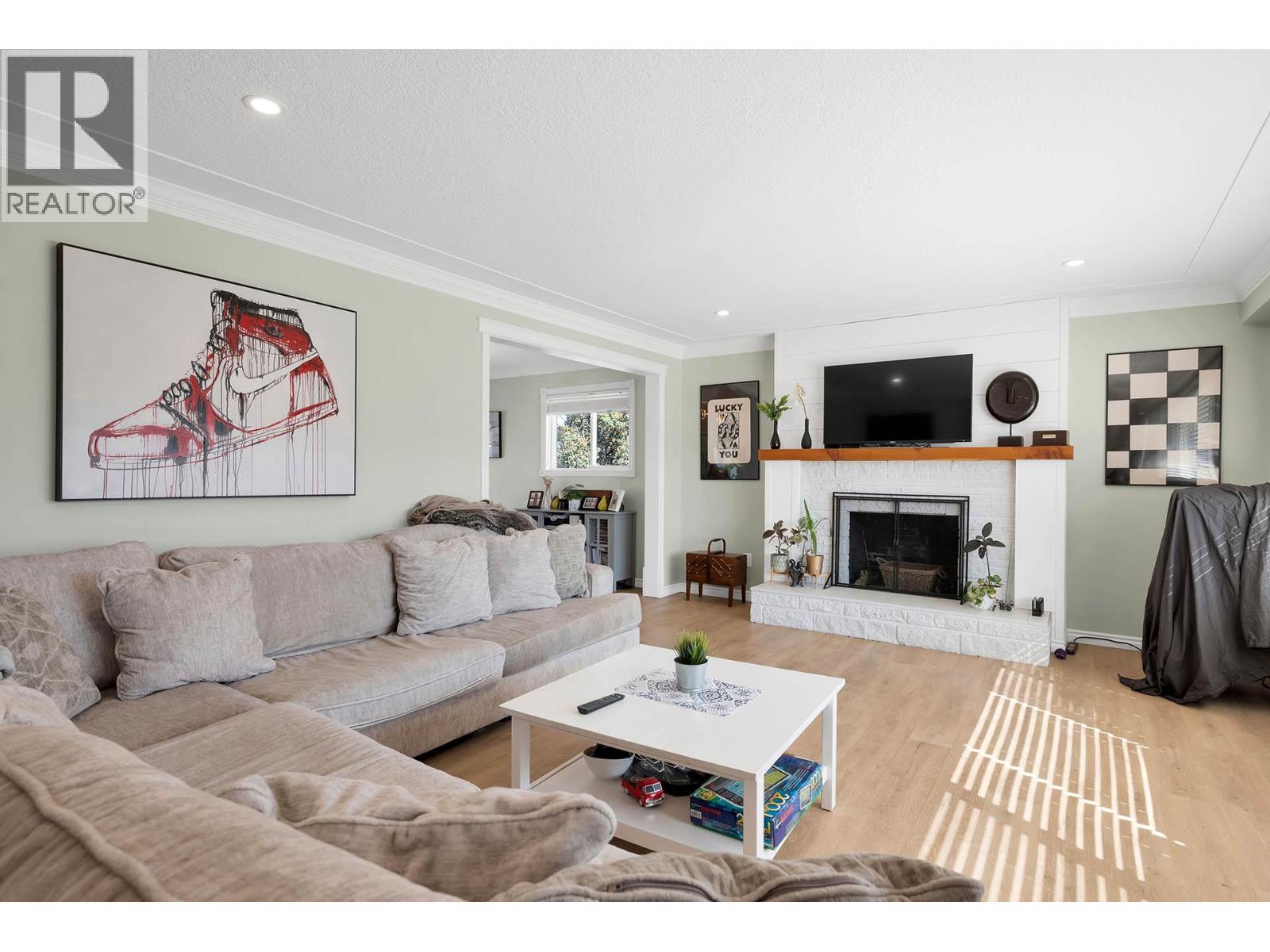 Additional image 3 of 2436 Young Avenue, Kamloops, BC, V2B4M8