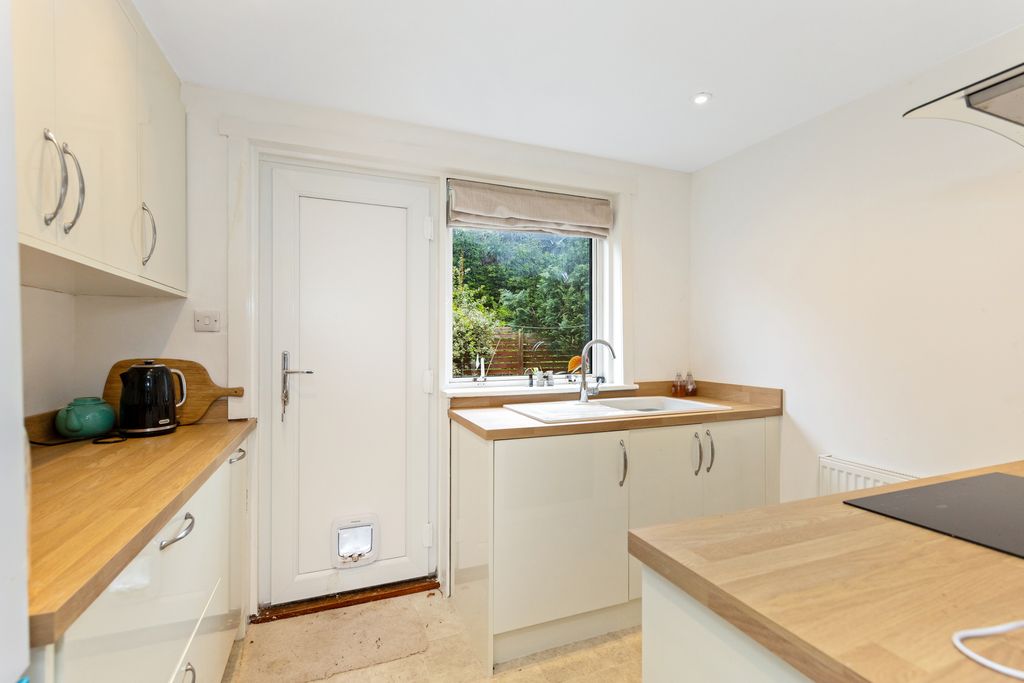 Additional image 6 of 2 bed flat for sale125 Belsyde Court, Linlithgow EH49