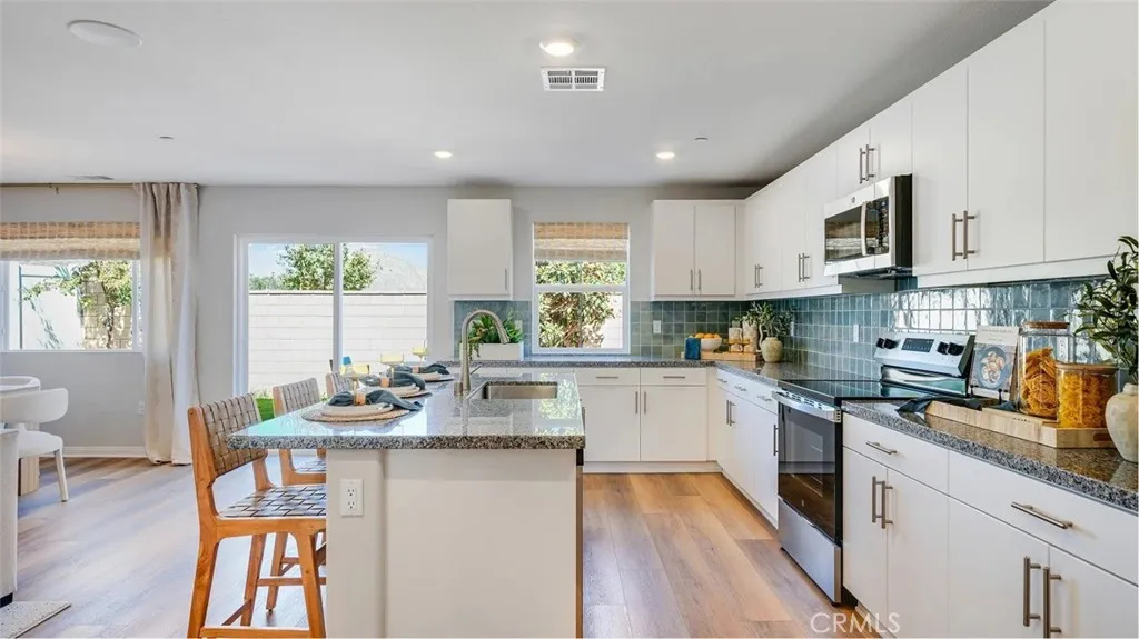 Additional image 3 of 7214 Pine Crest Street, Jurupa Valley, CA 92509