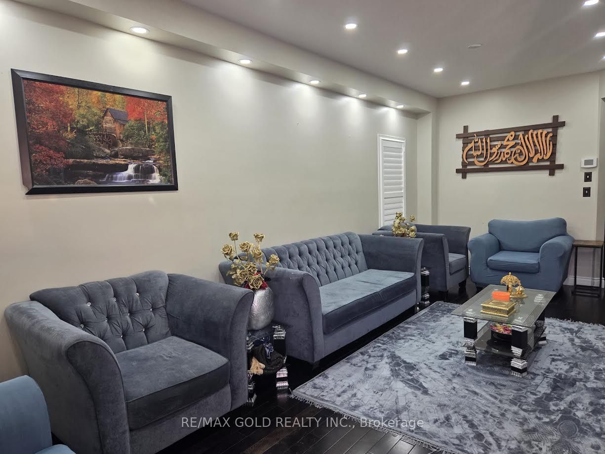 69 Personna Circle, Brampton, ON, L6X 0S9 photo 4
