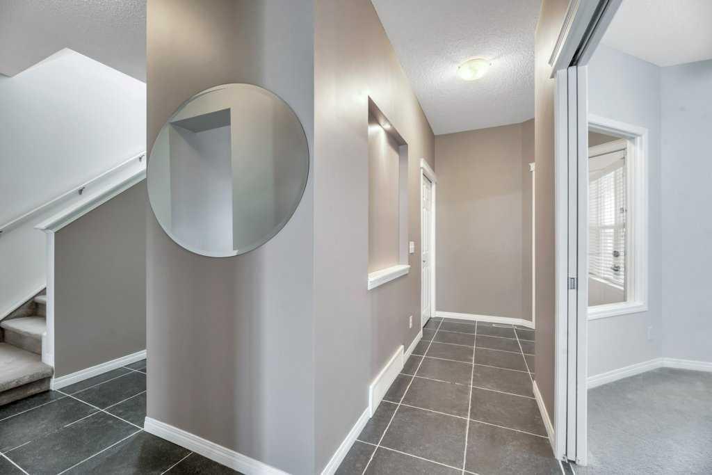 Additional image 3 of 151 Everhollow Way SW, Calgary, AB, T2Y 4R7