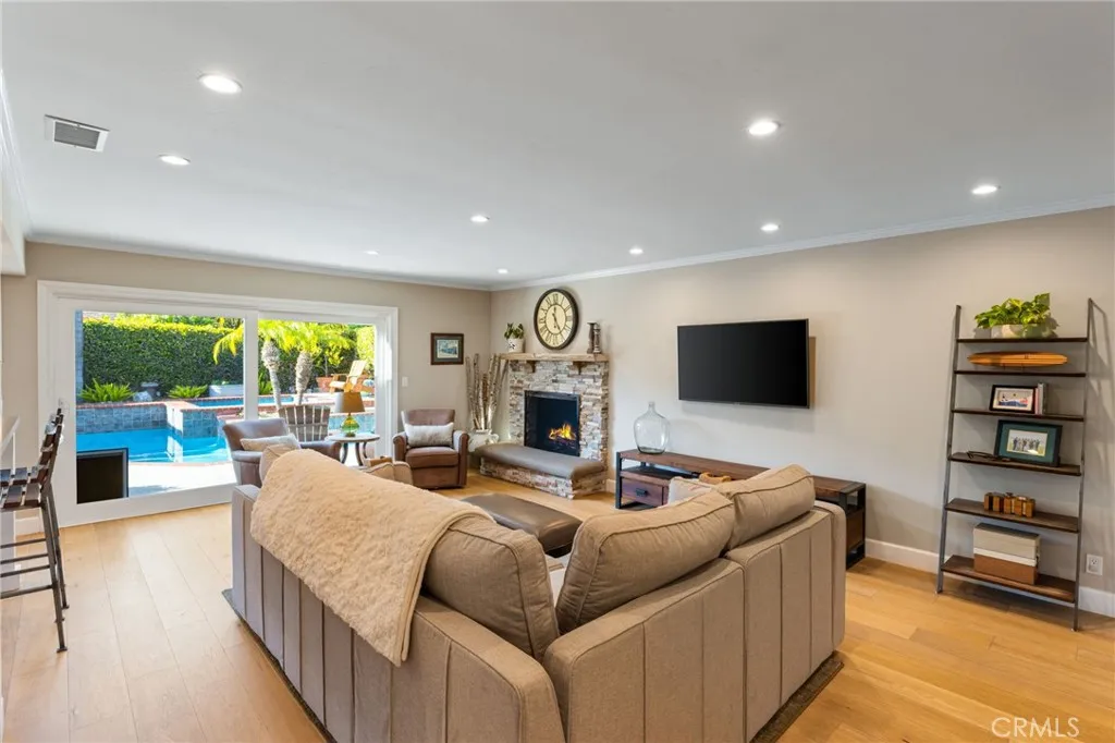 Additional image 5 of 4325 Hazelnut Ave, Seal Beach, CA 90740