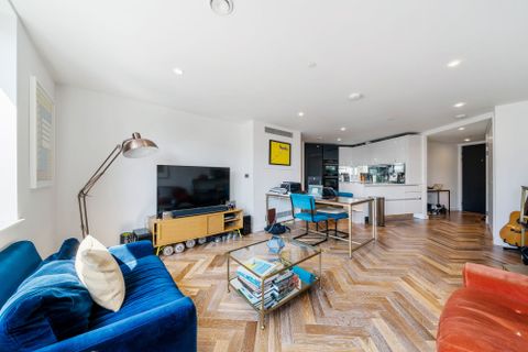 Eagle Point, City Road, London EC1V