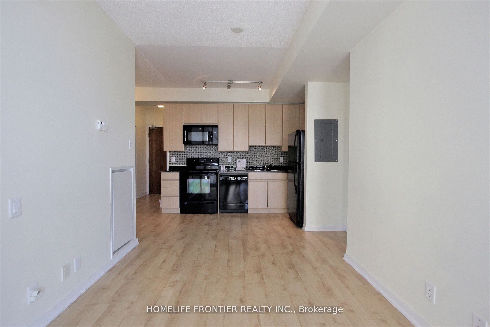 Additional image 3 of 703-30 Canterbury Place, Toronto, ON, M2N 0B9