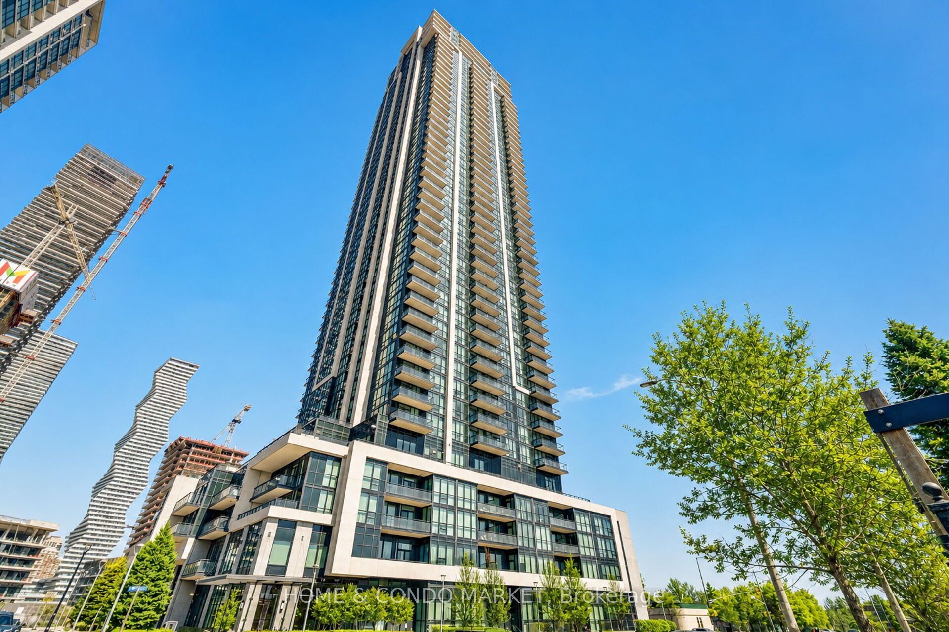 2002-3975 Grand Park Drive, Mississauga, ON, L5B 0K4